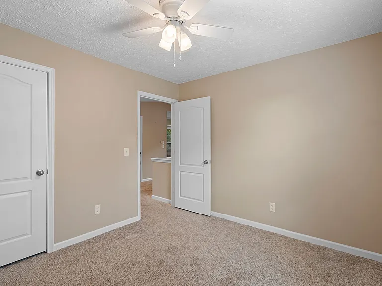 3056 Casa Dr — Photo 23