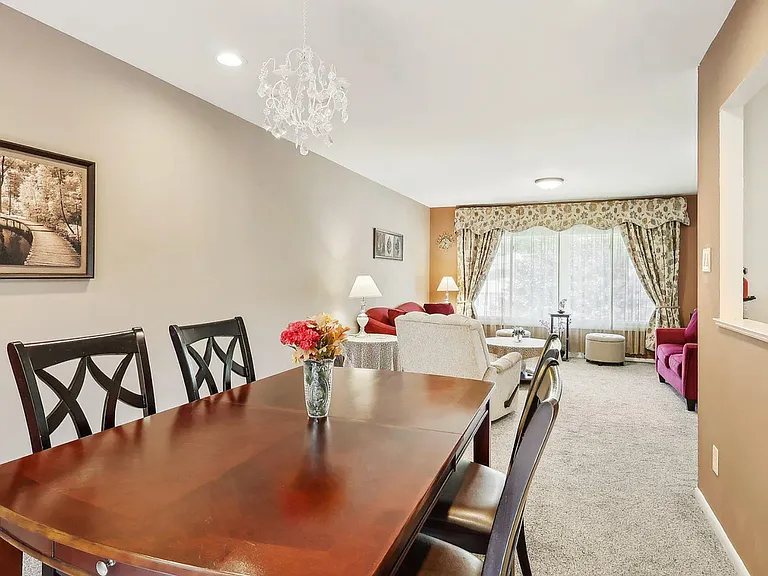 11 Knollwood Dr — Photo 13