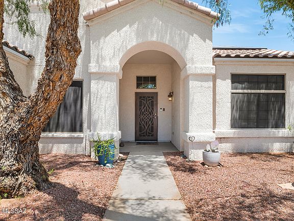 4th image of 9563 N Crestone Dr
