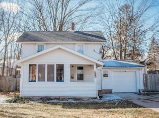 918 N Michigan Ave, Hastings, MI