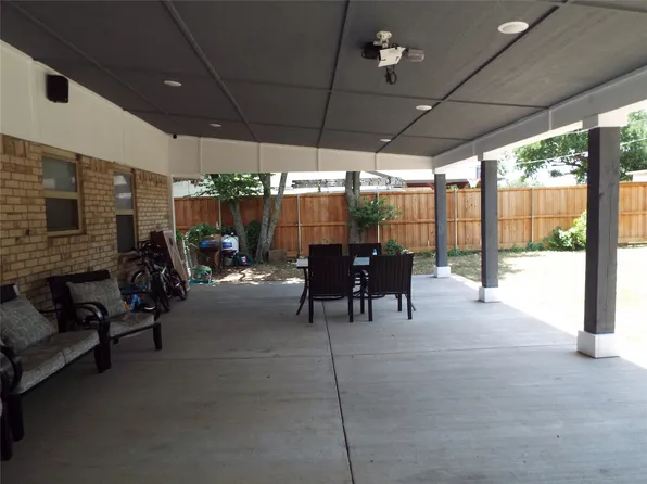 738 Upland Ln, Duncanville, TX 75116