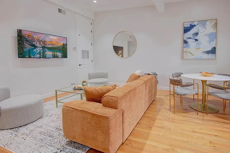 1 bed, 1.0 bath, 741 sqft, $2,250 — Photo 4