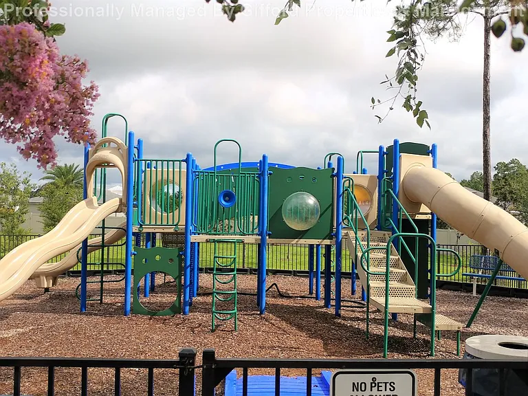 817 Golden Lake Loop — Photo 14