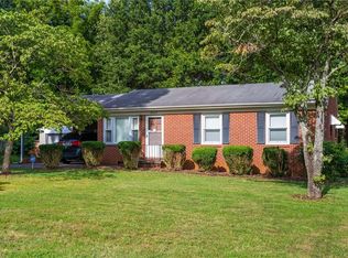 3425 Wichita Pl, Greensboro, NC 27405