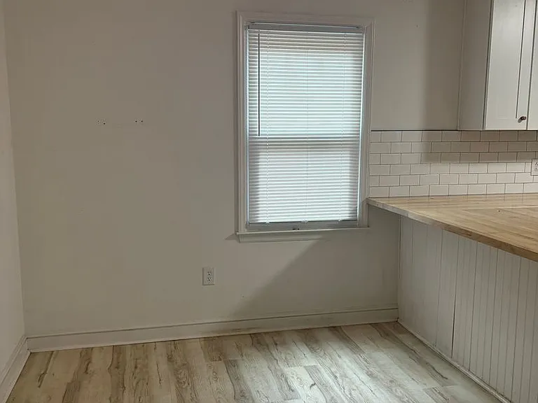 105 Lenwood Ct — Photo 7