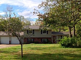 6926 Schoepf Dr, Northfield, OH 44067