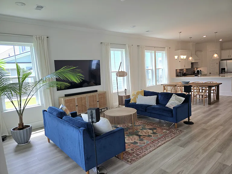 352 Trailmore Ln — Photo 11