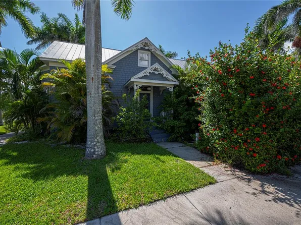 706 W Marion Ave, Punta Gorda, FL 33950
