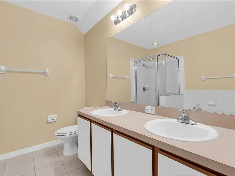 9624 Carlsdale Dr — Photo 21