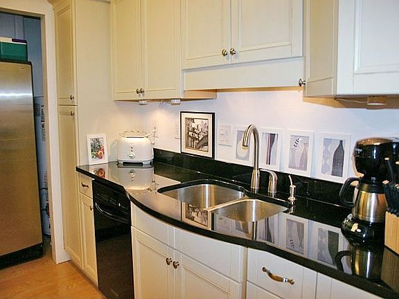 Kitchen sink