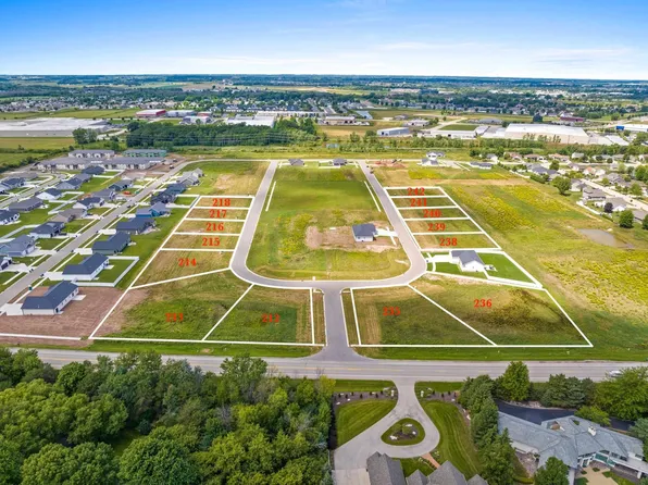 311 Brookline Ave #213, De Pere, WI 54115