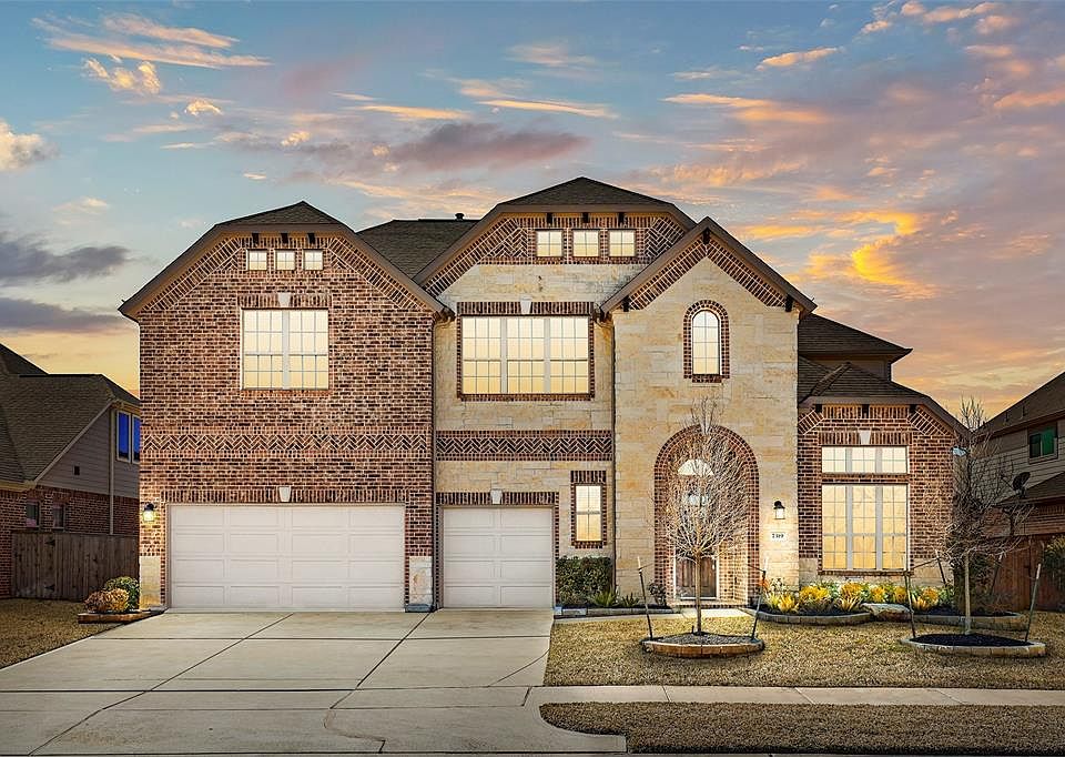 The gorgeous 7319 Capeview Crossing is located in the Laurel Park neighborhood