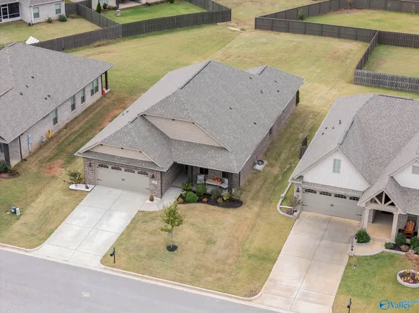 14589 River Birch Ln, Athens, AL 35613