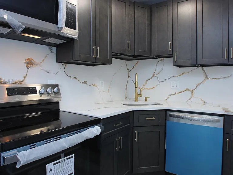 2608 Holly Dr — Photo 24