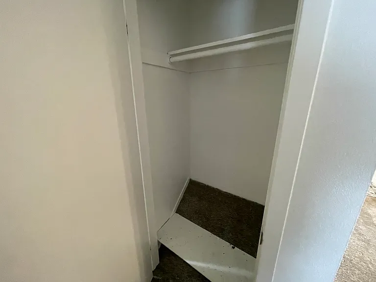 1442 E Sandy Hills Dr — Photo 22