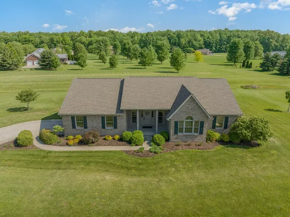 967 Doesprings Dr, Sunman, IN 47041
