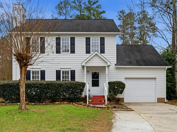 112 Romaine Ct, Cary, NC 27513