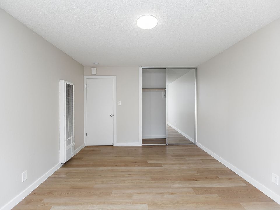 1st image of 240 Saint Josephs Ave APT 112