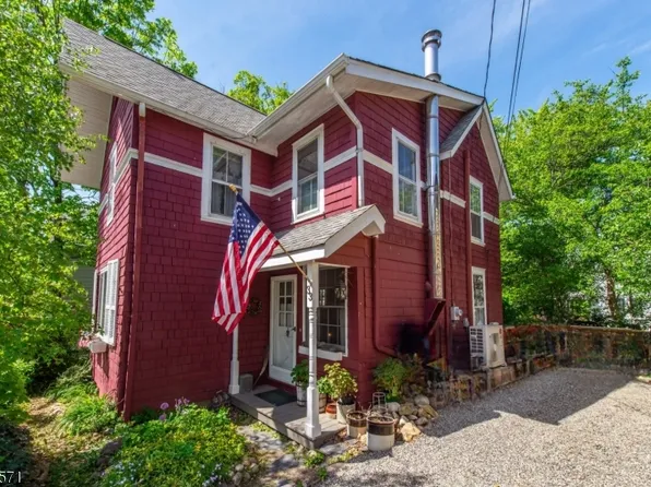 33 Embury Pl, Parsippany-Troy Hills Twp., NJ 07878