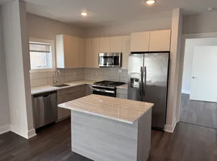 2301 Lemoine Avenue 401 image 1 of 17