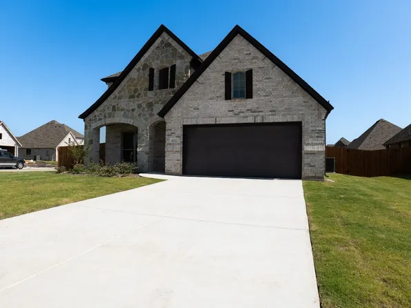 401 McDonald Dr, Nevada, TX 75173