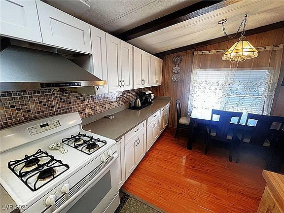 5th image of 3102 Comitan Ln