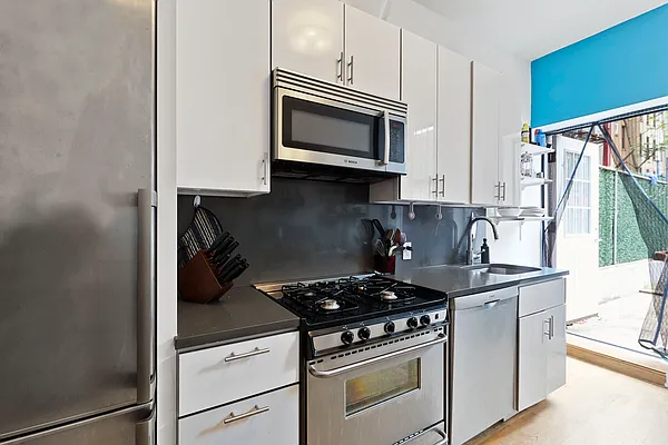 Rented by Douglas Elliman | media 10