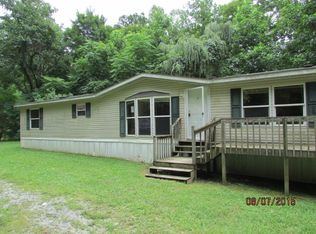 165 Jackson Ln, Jacksboro, TN 37757