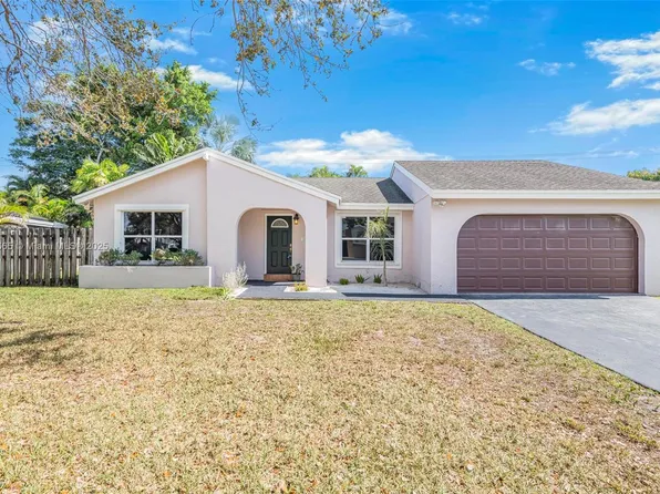 5210 SW 115th Ave, Cooper City, FL 33330