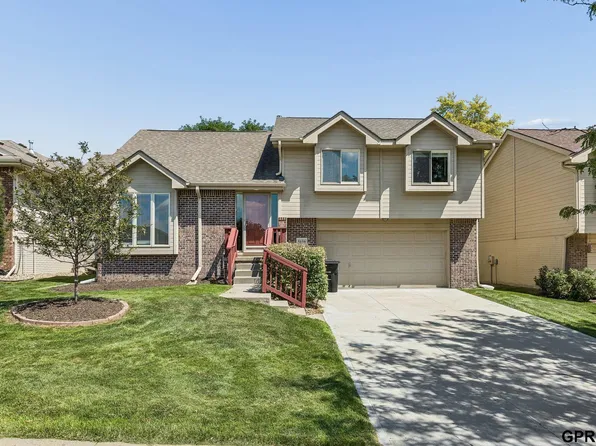 5859 S 146th St, Omaha, NE 68137