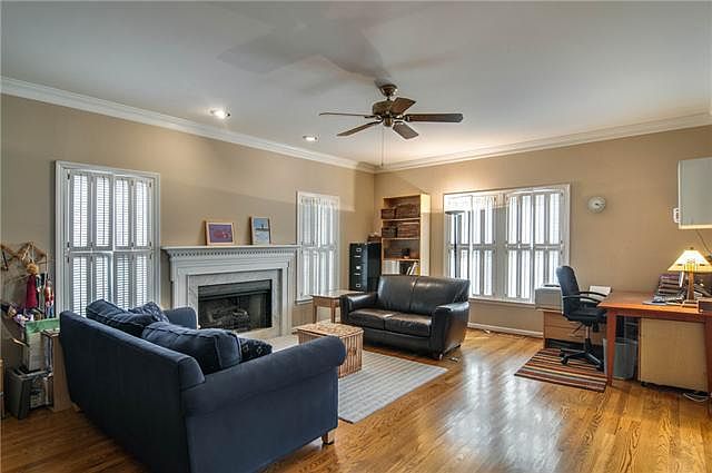 2nd image of 103 Heatherset Close