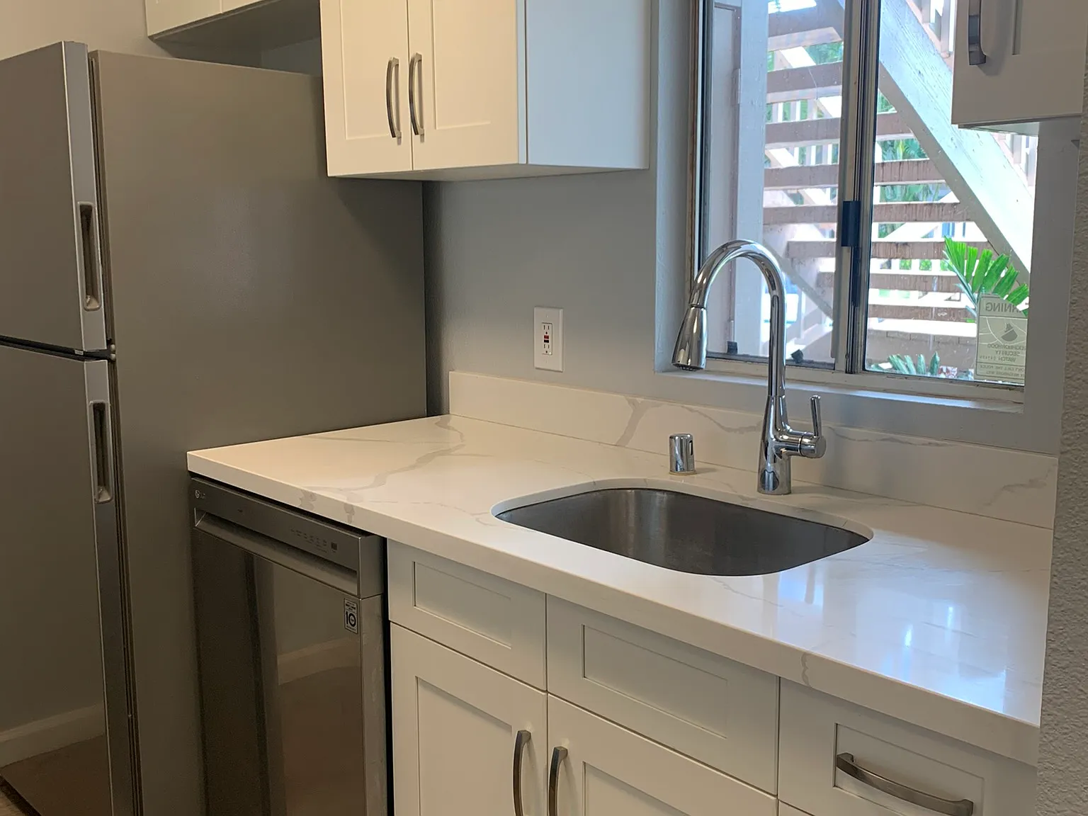 2 bed, 650 sqft, $2,700 — Photo 1