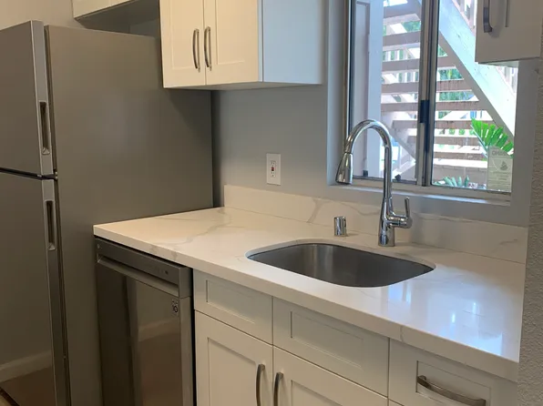94-870 Lumiauau St APT T103, Waipahu, HI 96797