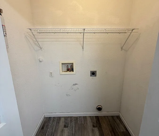 214 Kronos Dr #B — Photo 9