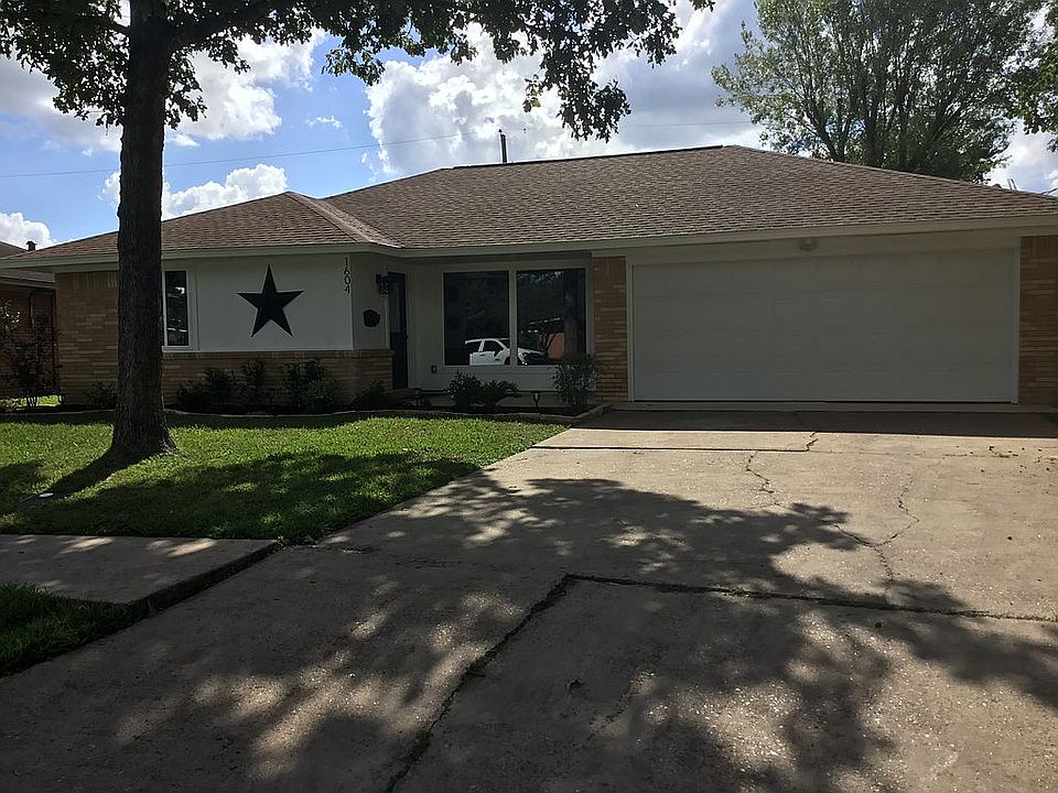 1st image of 1604 Jane Dr