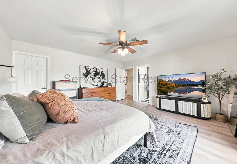 2162 E Concorda Dr — Photo 28