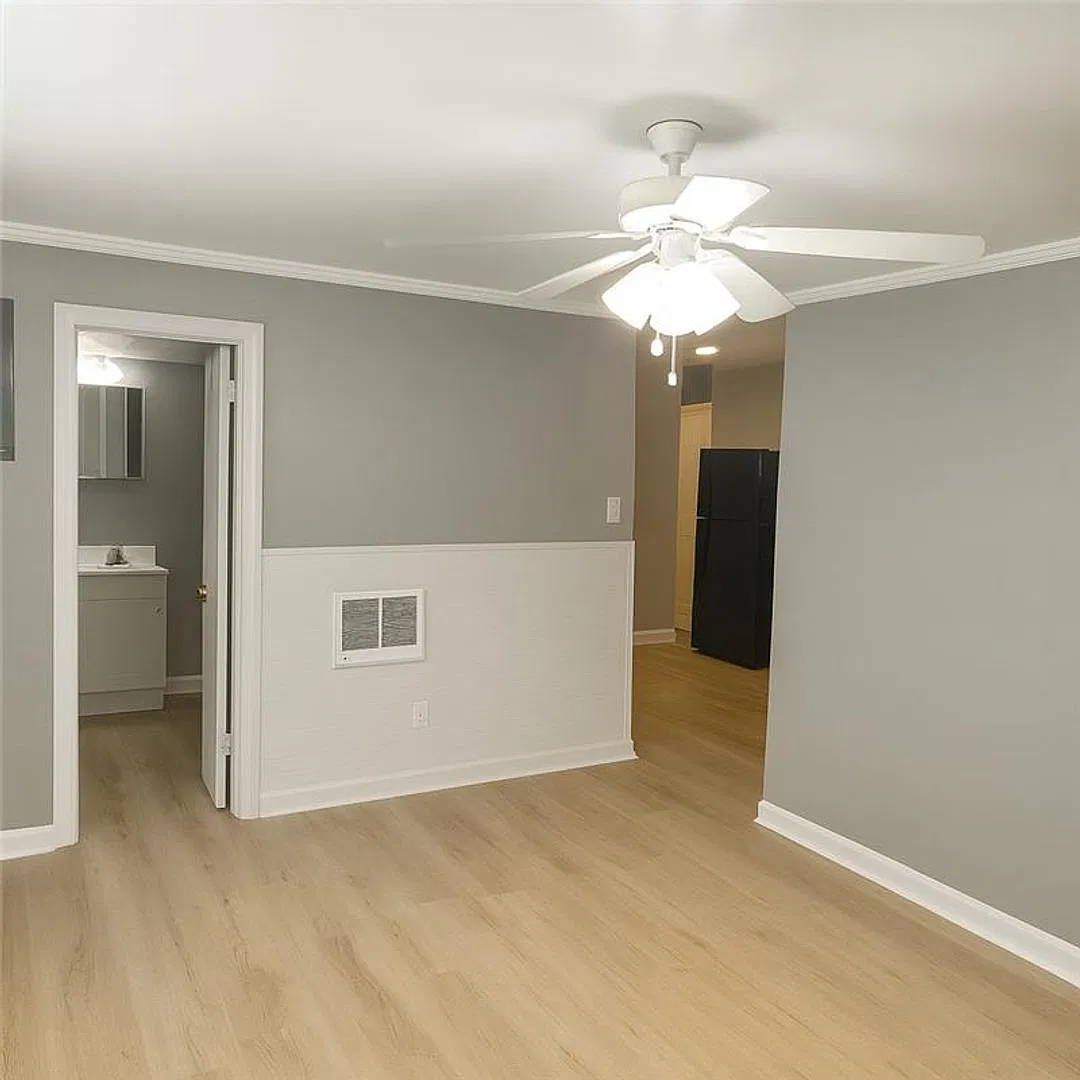Studio Apartment Near Downtown Lewisburg MoveIn Special Available — Photo 2