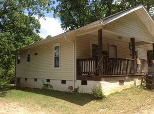 405 Warburton Ave, Rockingham, NC 28379