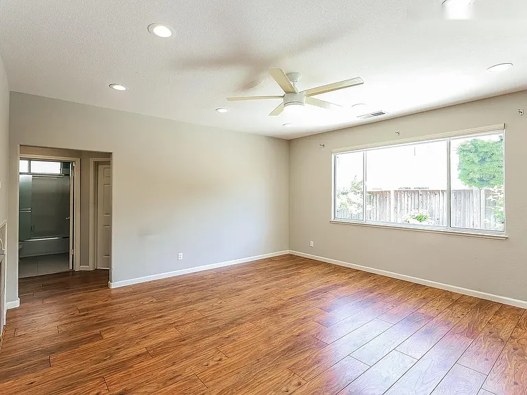 2327 Lass Dr — Photo 9