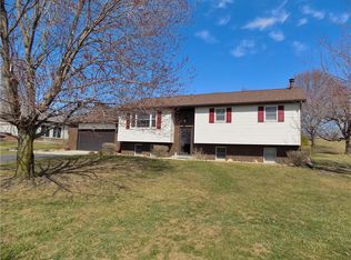226 Eighty Acres Rd, Dunbar, PA 15431