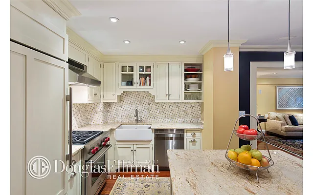 Sold by Douglas Elliman | media 18