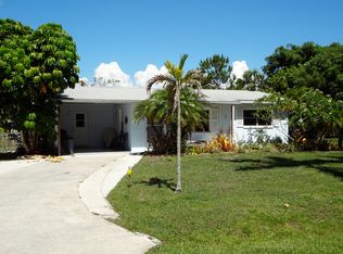 15856 Bellflower St, Bokeelia, FL 33922