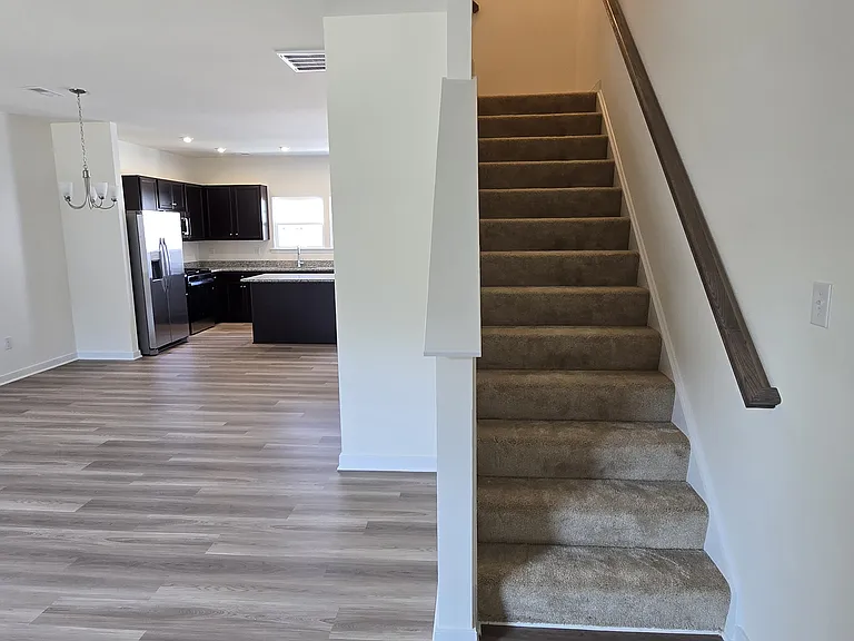 220 Greenpark Rd — Photo 16