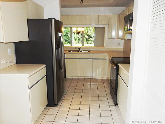 2nd image of 9963 NW 49th Ln