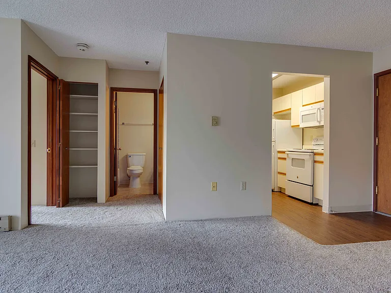 The Littletown Apartments — Photo 11
