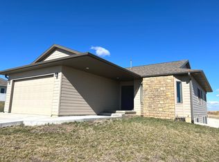 2418 Timberlane Dr, Sabetha, KS 66534