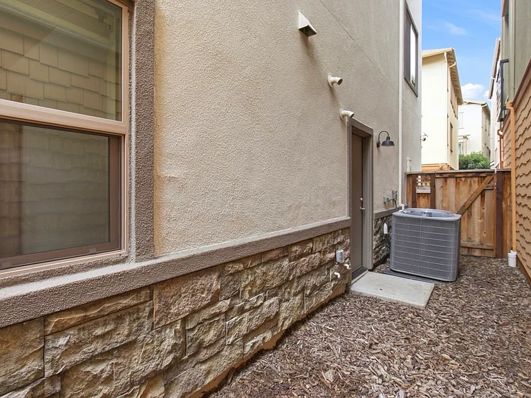 2850 Saltpond Cmn — Photo 10