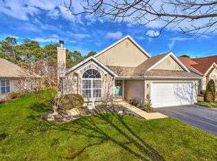 10 Sandhurst Rd, Lakewood, NJ 08701