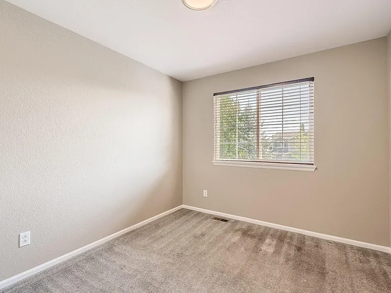 1514 Linden Way — Photo 20