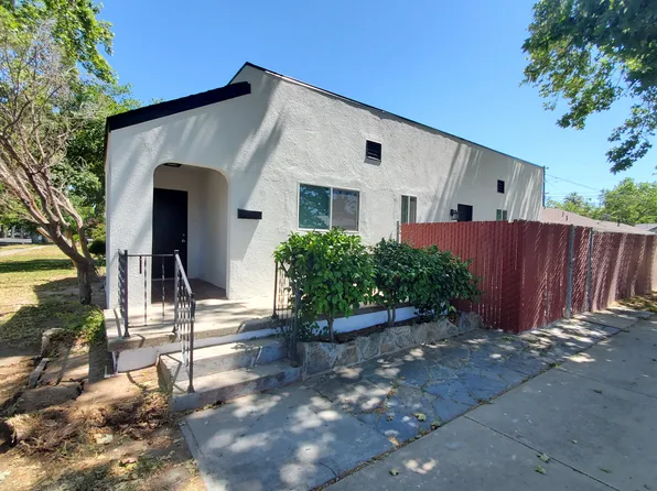 960 W 20th St, Merced, CA 95340